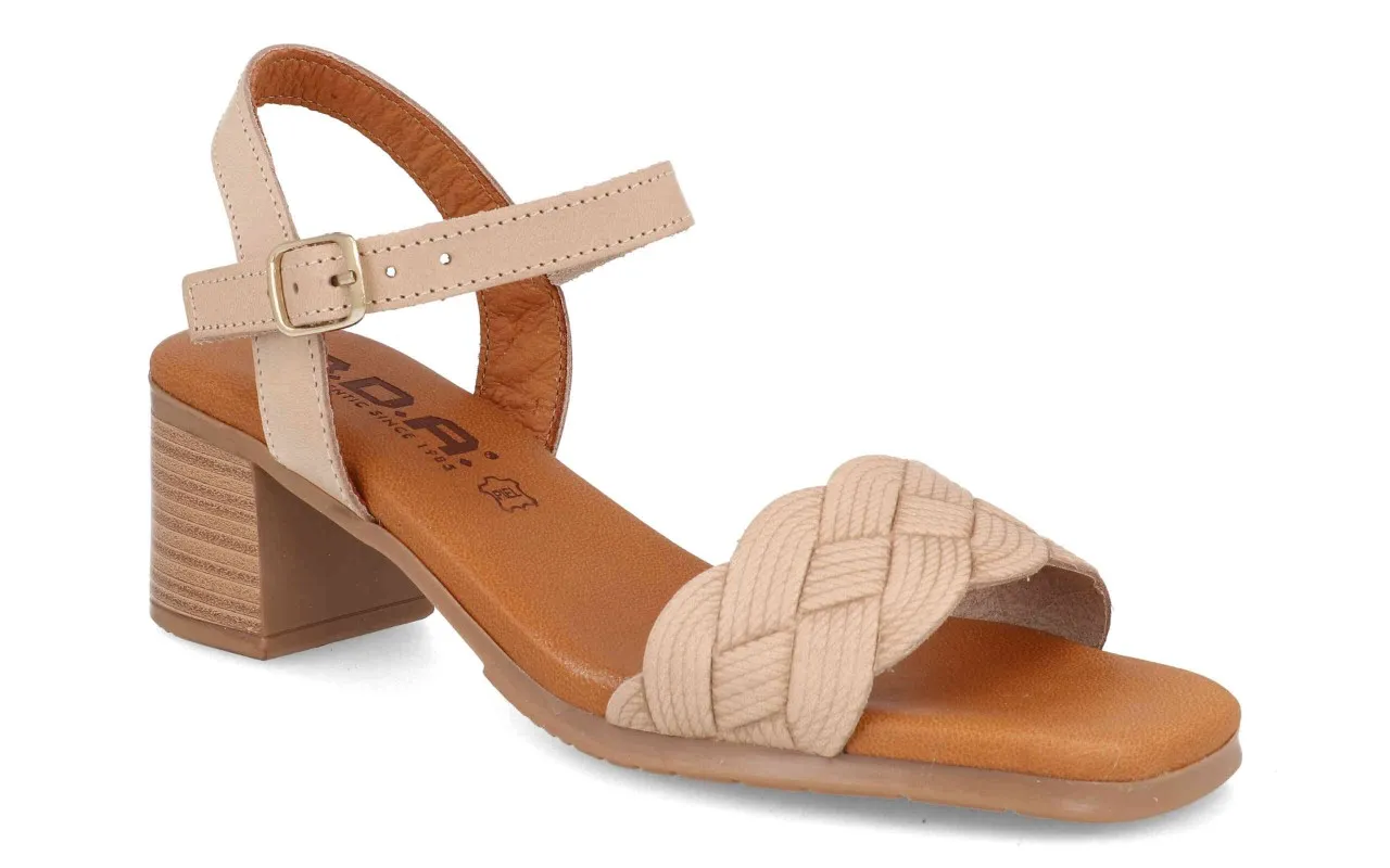 3493  BDA SANDALIAS DE TACÓN
