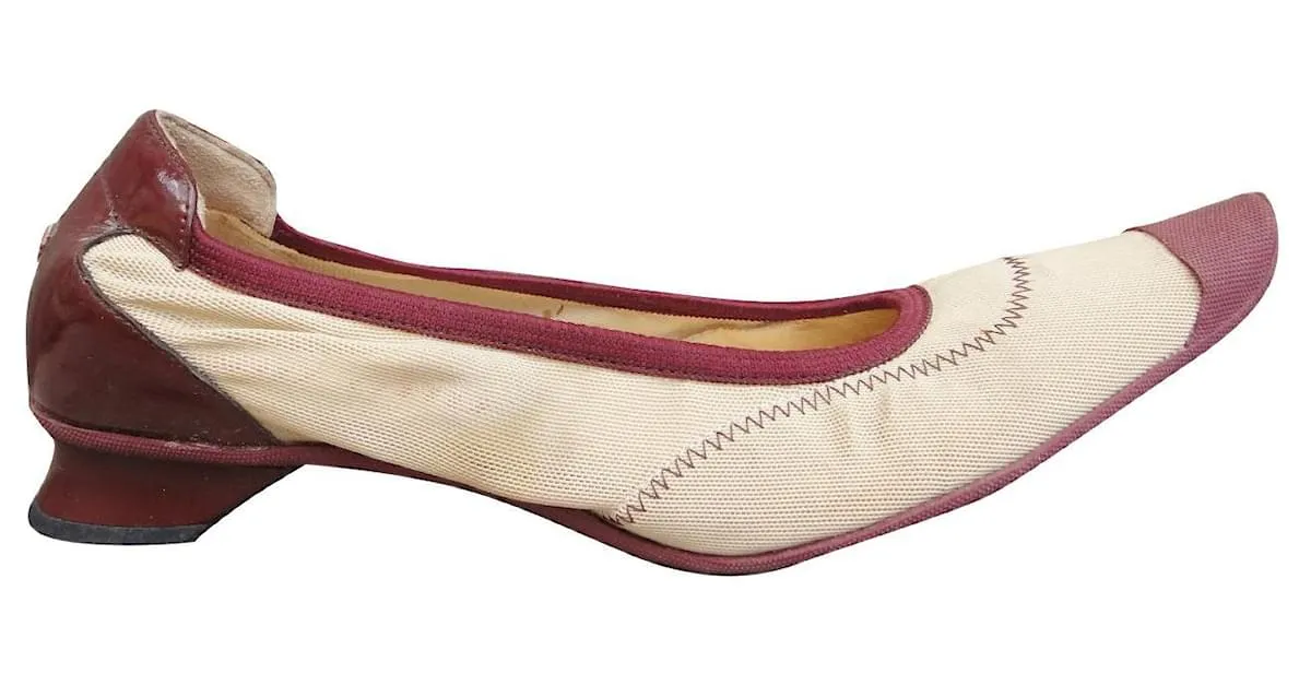 Bombas miu miu 36,5 Beige Burdeos 