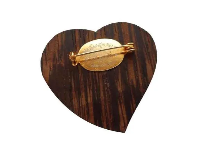 Broche corazón de madera exótica Yves Saint Laurent Castaño 