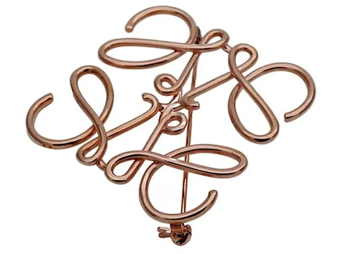 Broche de oro rosa Loewe 