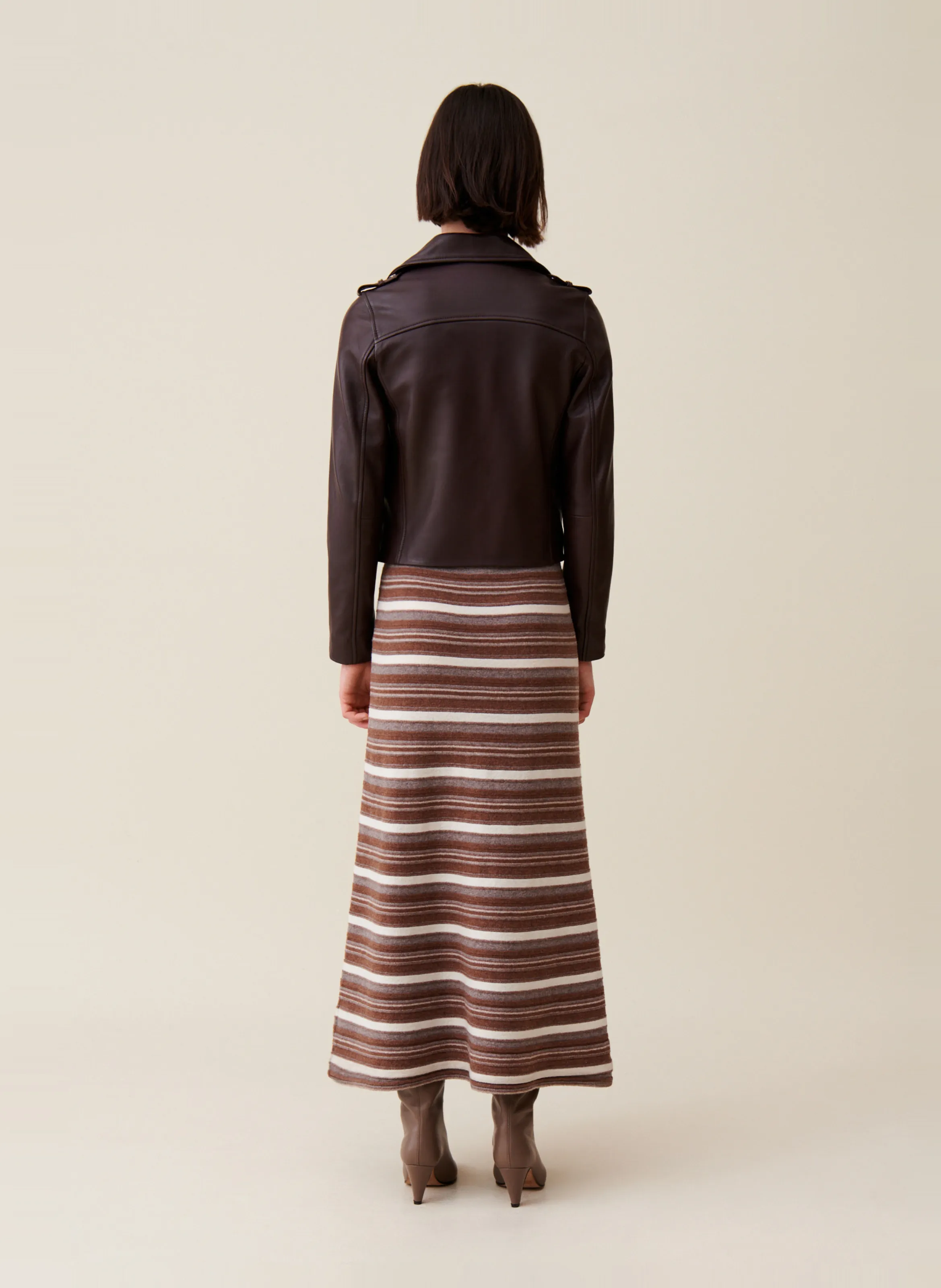 CLAUDIE PIERLOT Chaqueta de cuero entallada en marron