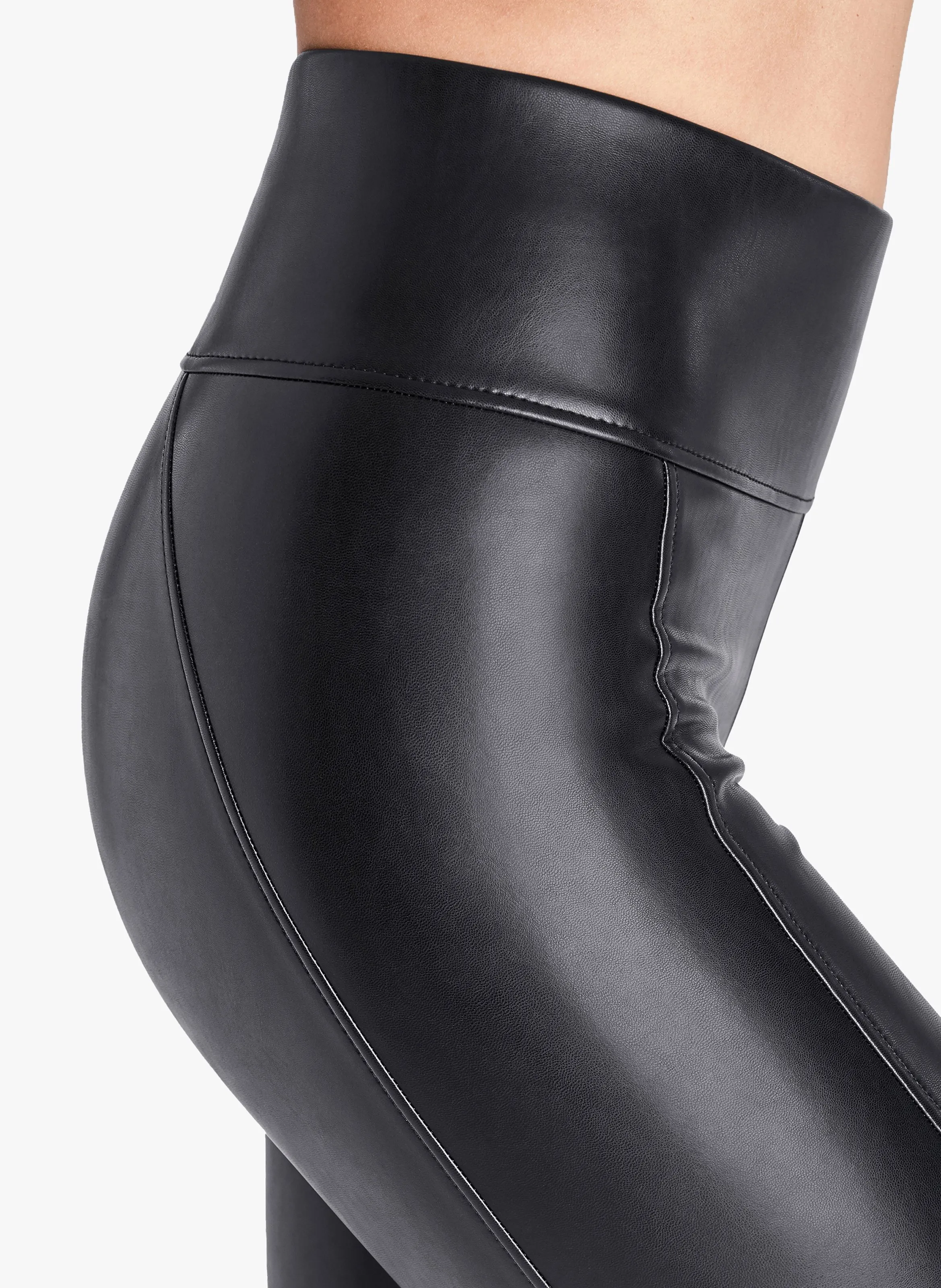 EDIE FORMING LEGGINGS  LEGGING DE CUERO VEGANO EN NEGRO