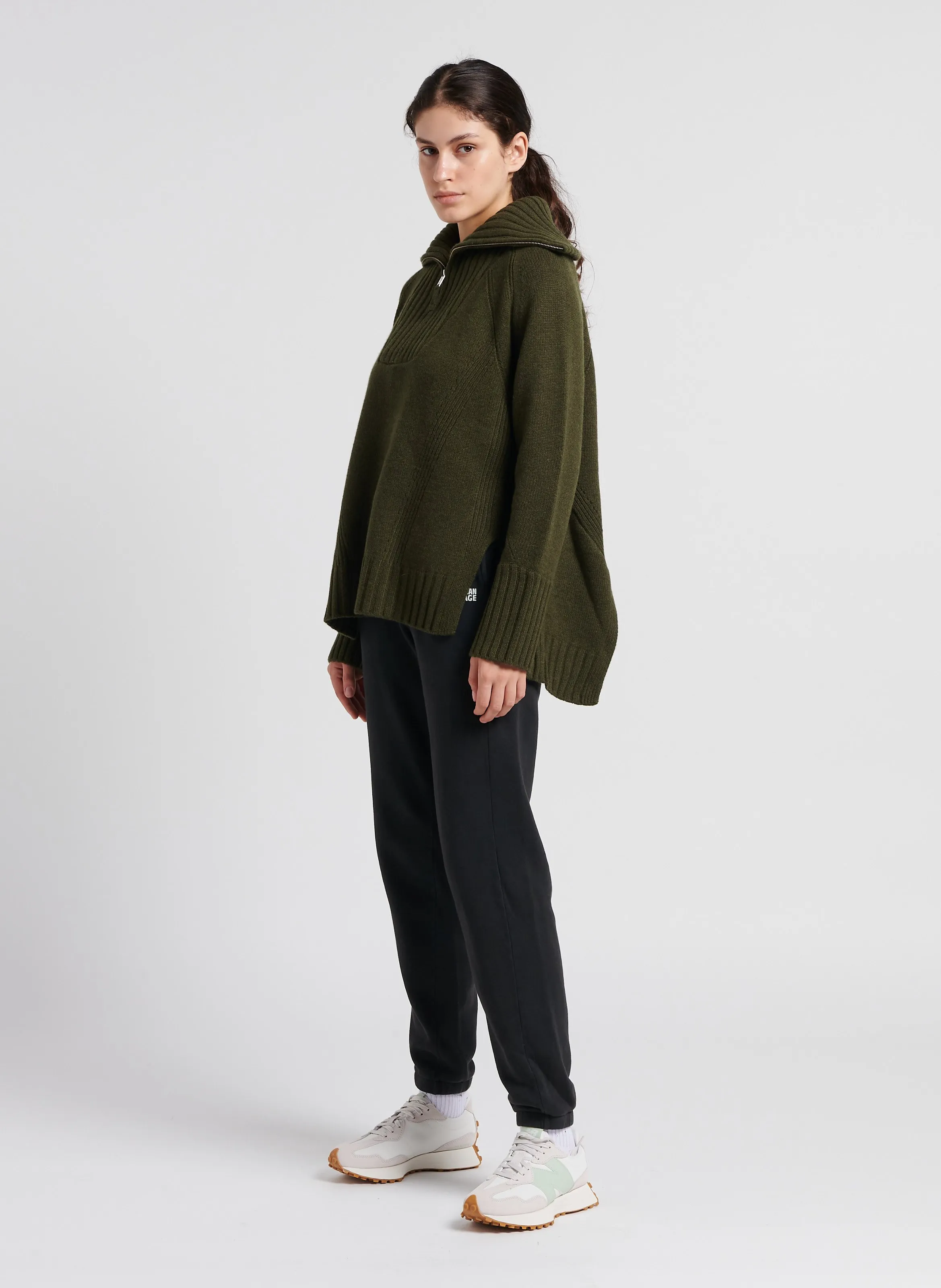 IZUBIRD  PANTALóN DE JOGGING DE MEZCLA DE ALGODóN DE TALLE ALTO EN NEGRO