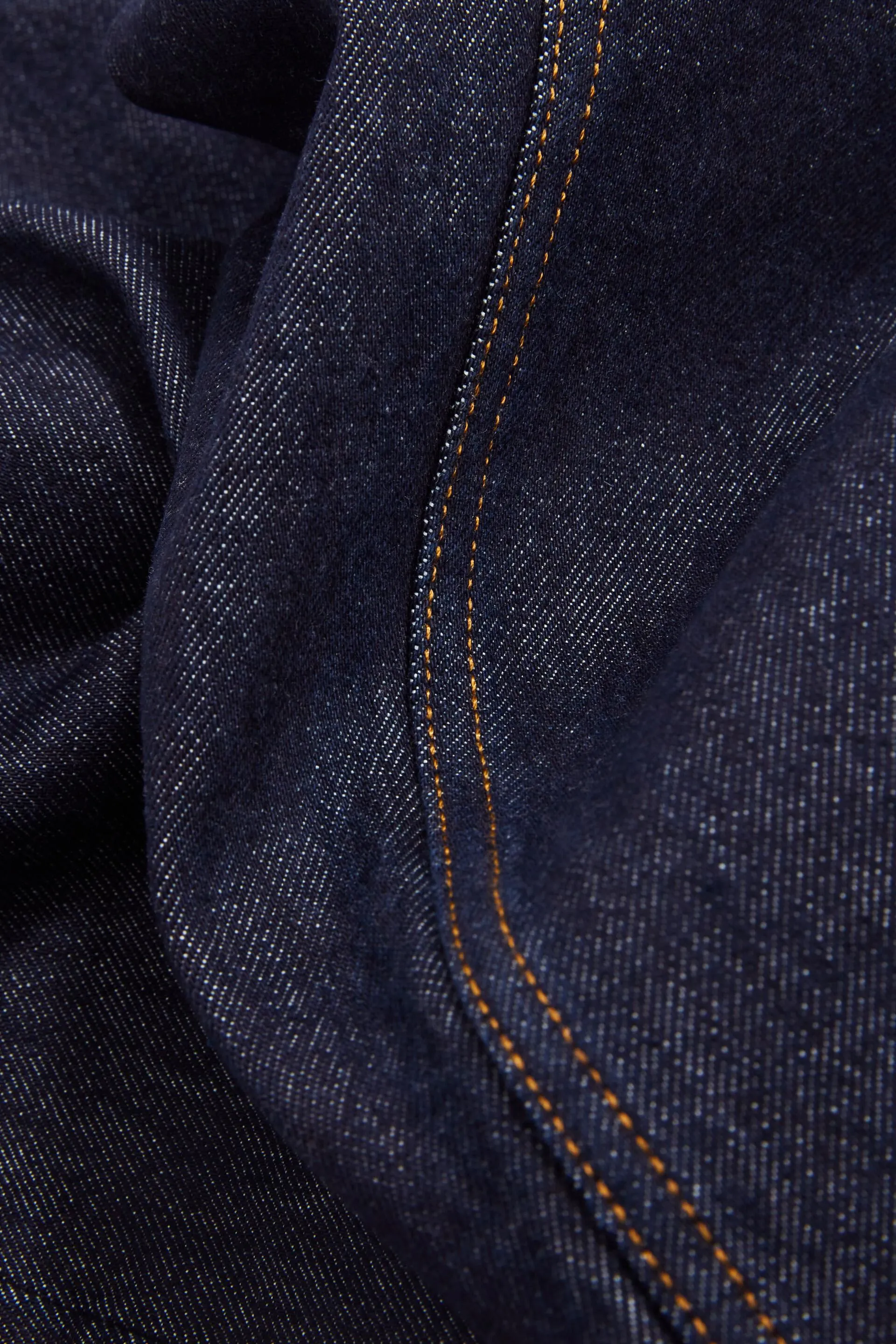 JEANS MIDRISE STRAIGHT FIT