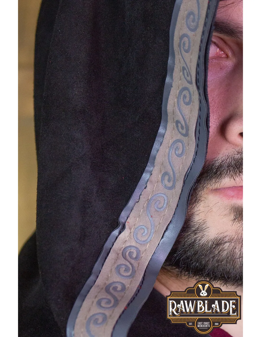 JUSTILLO MEDIEVAL DE CUERO MODELO KARANTHIR, NEGROROJO