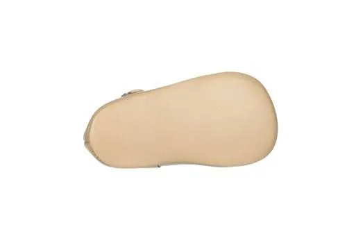 Mercedes Piel Camel Boton Velcro