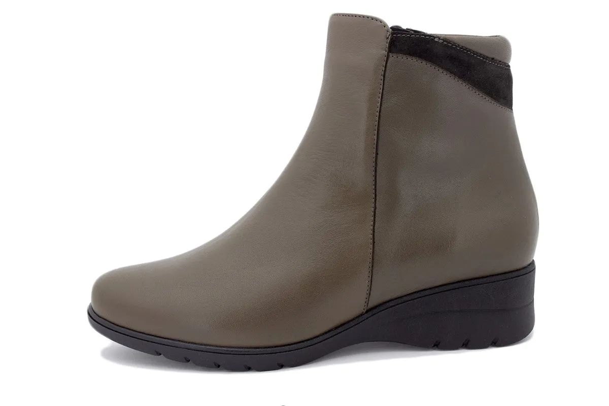 Mole Leather Ankle boot