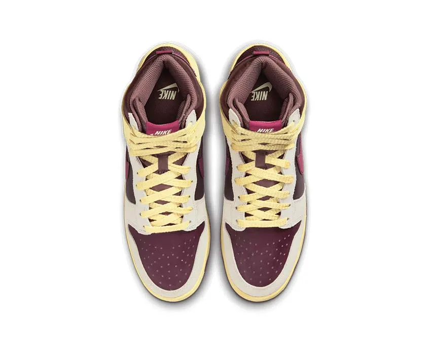 Nike Dunk High 1985 W