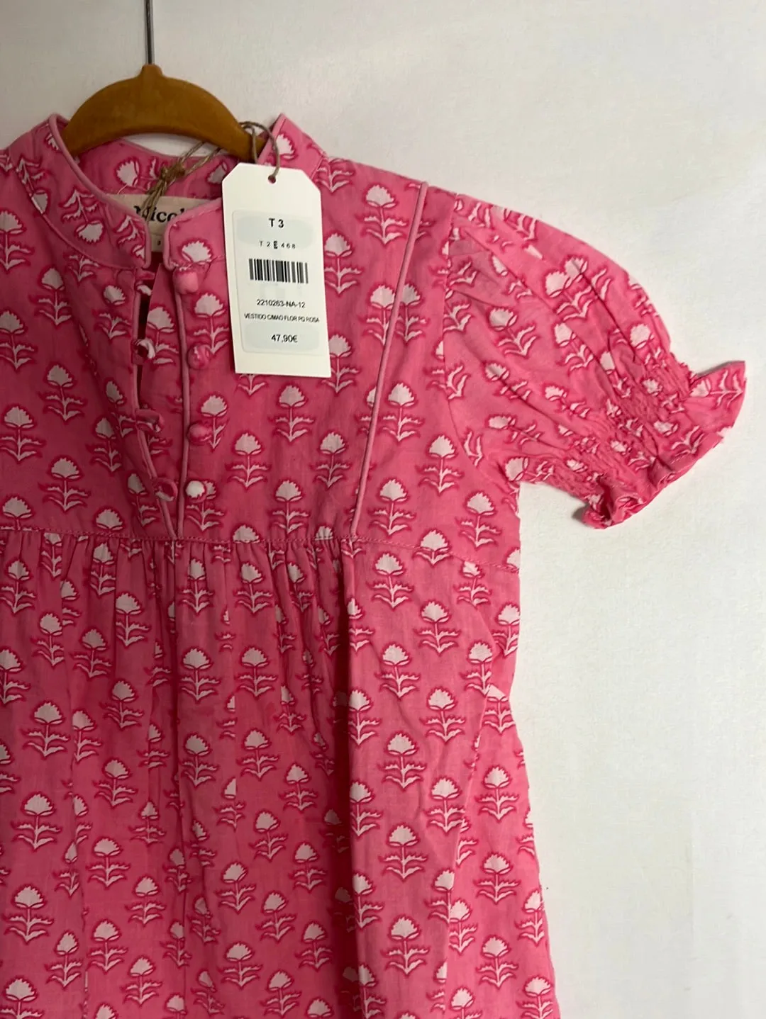NÍCOLI. Vestido rosa flores blancas. T 3 años