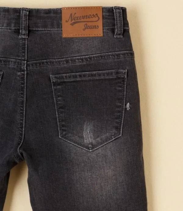 Pantalón corto vaquero negro Newness