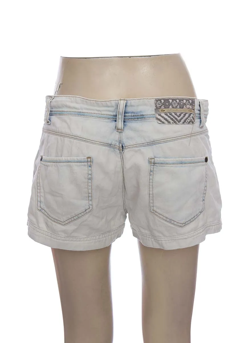 SHORT COLOR AZUL  STRADIVARIUS
