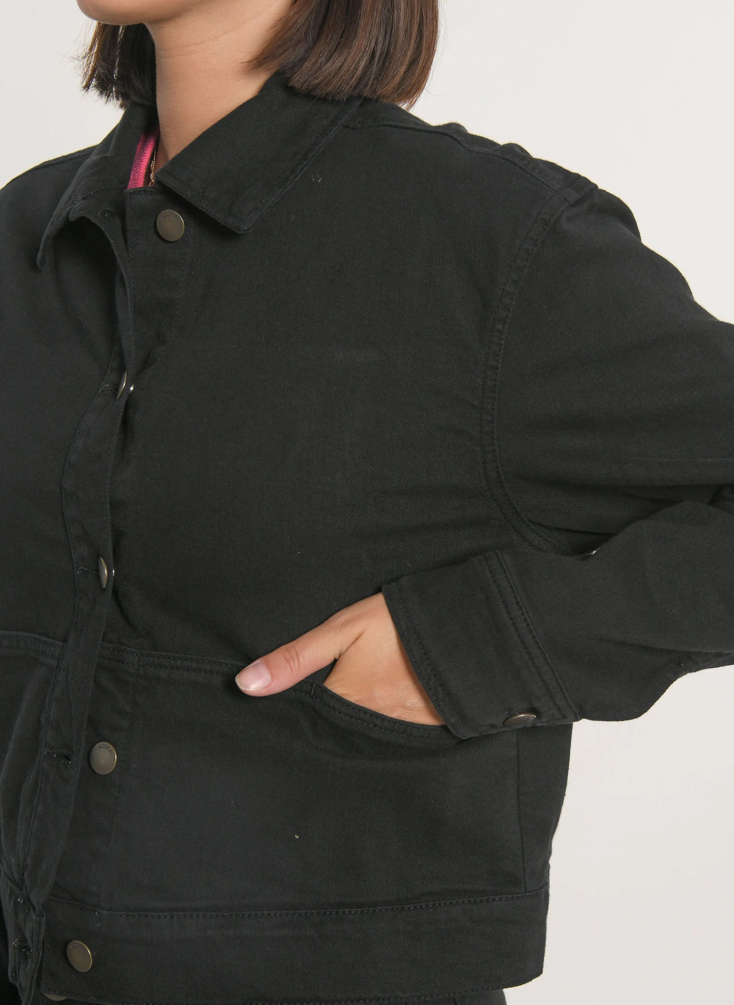 THADEE  CHAQUETA CORTA DE MEZCLA DE ALGODóN EN NEGRO