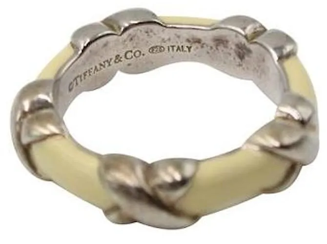 Tiffany & Co Anillo Signature con cruz esmaltada Beige 