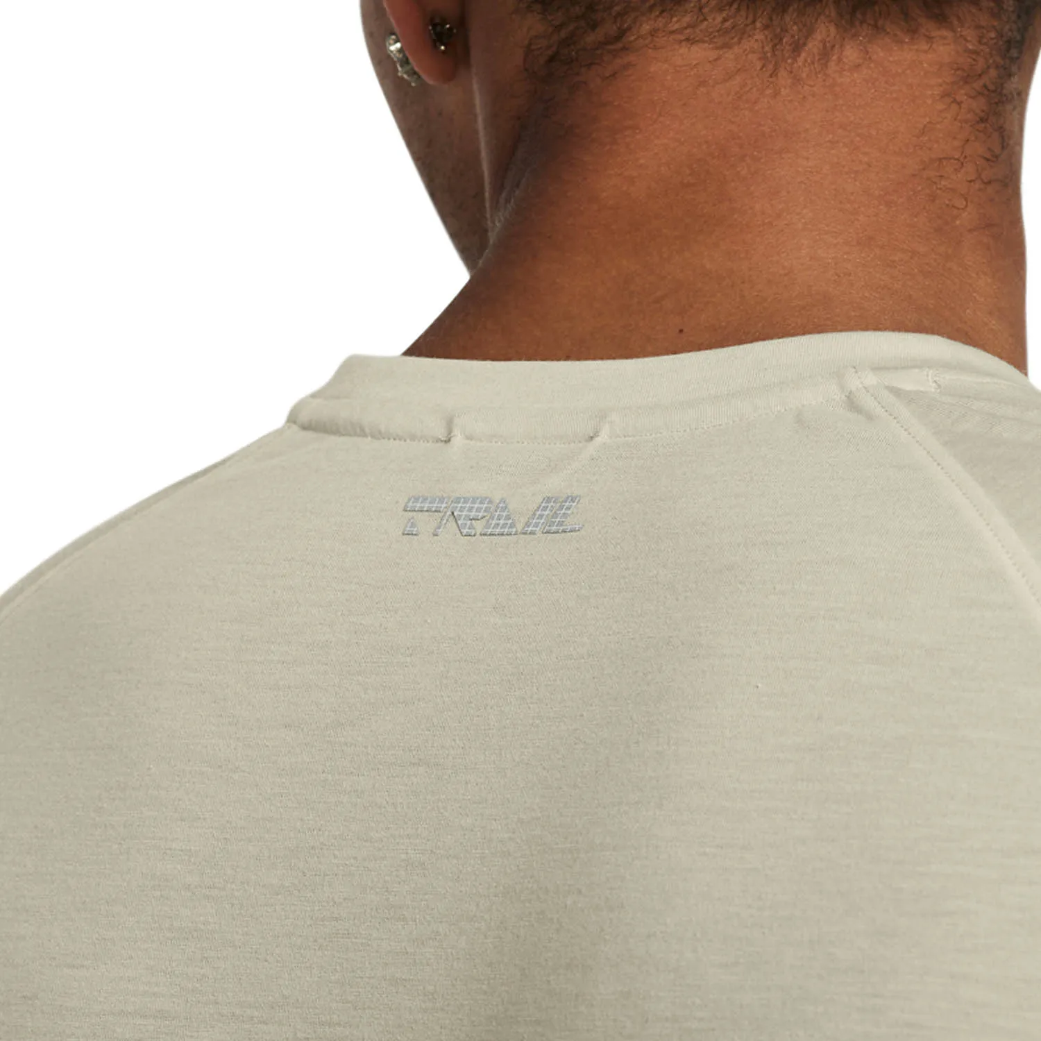 UNDER ARMOUR LAUNCH TSHIRT