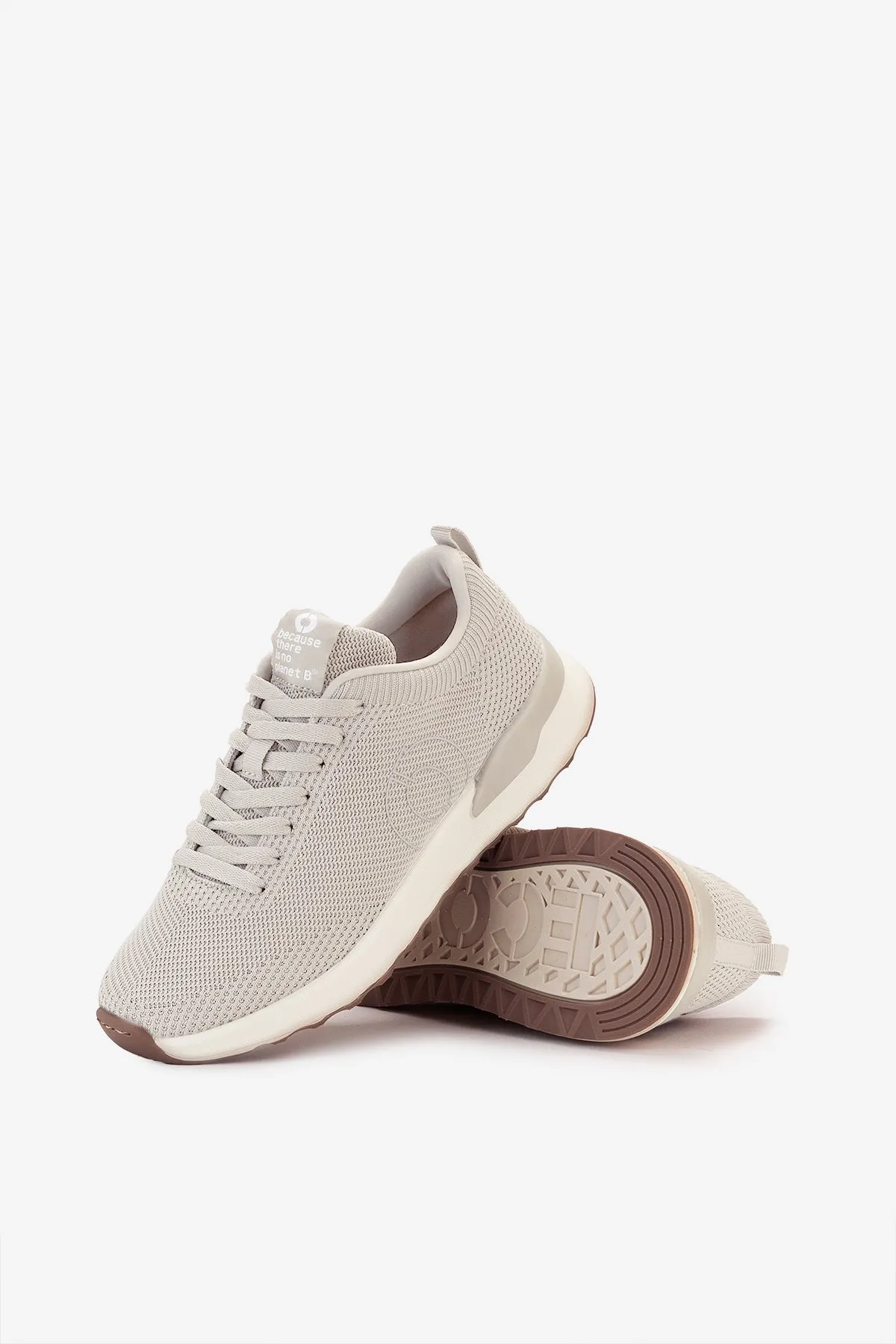 WHITE KNITTED CONDE TRAINERS