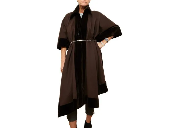 Yves Saint Laurent lana marrón y terciopelo Castaño 