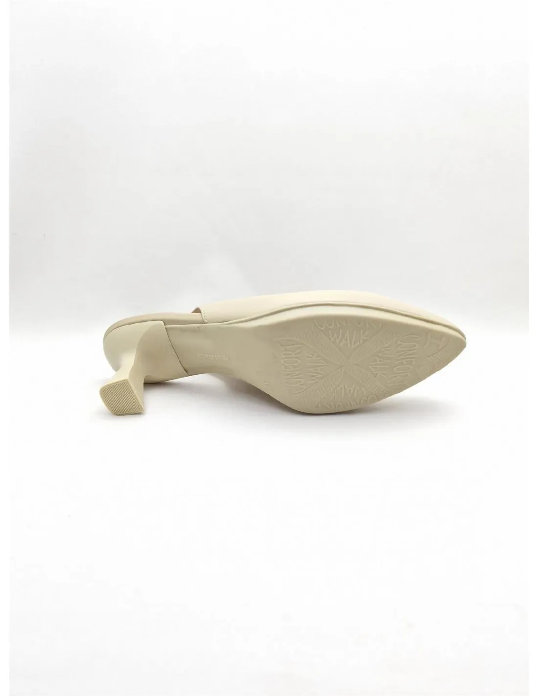 Zapato de mujer Desireé en crema Maia1 CREMA